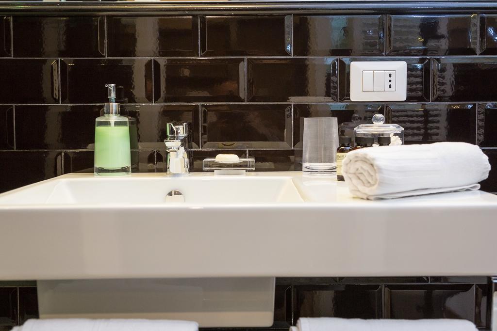 App Condotti Luxury In Appartamento *